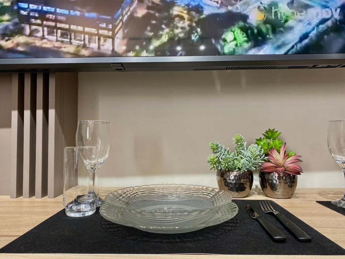 Apartamento V1010 - Aconchegante, Bonito E Prox. Metro